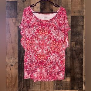 Women’s Plus Sz 3x Westport Pink Red Floral Medallion Short Sleeve Tunic